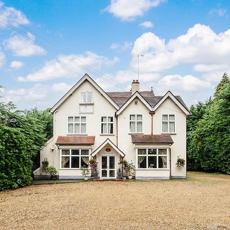 Dial House Hotel Crowthorne Exterior photo